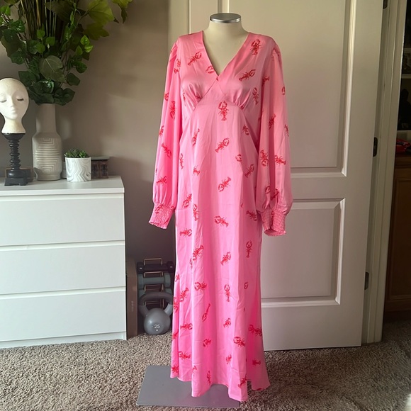 Never Fully Dressed Dresses & Skirts - Never Fully Dressed Pink Midi Dress
